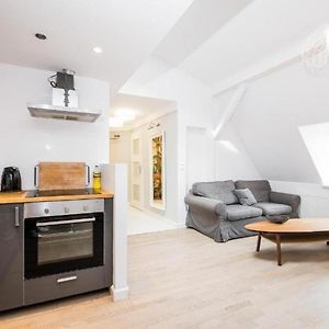Golden Apartments/Boner11